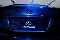 Lexus lighting - rear plate